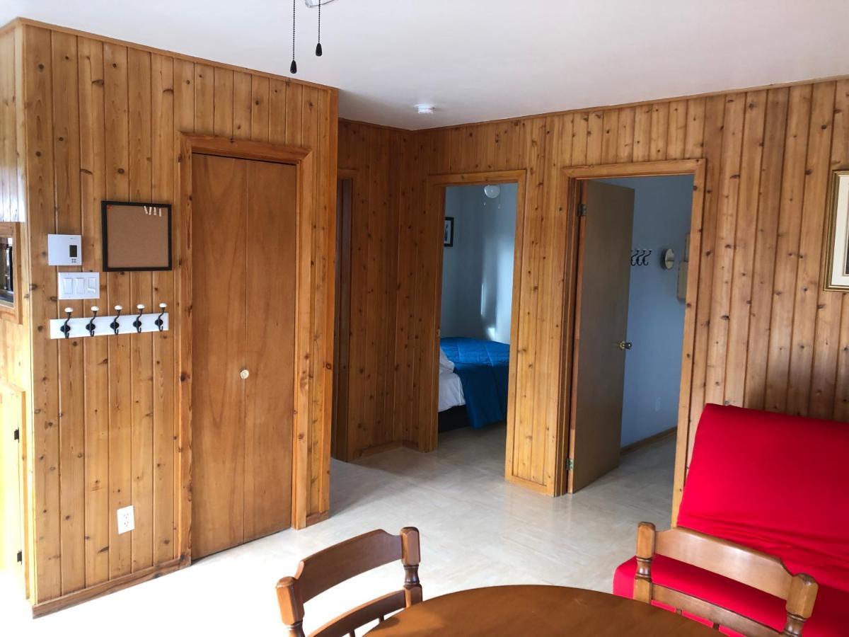 Chalets Les Chanterelles De Forillon L'Anse-au-Griffon ภายนอก รูปภาพ
