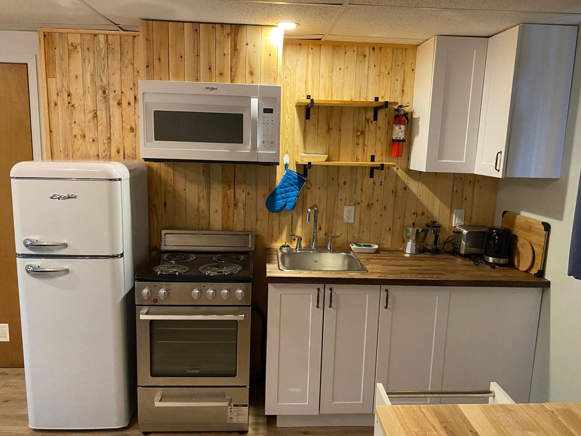 Chalets Les Chanterelles De Forillon L'Anse-au-Griffon ภายนอก รูปภาพ